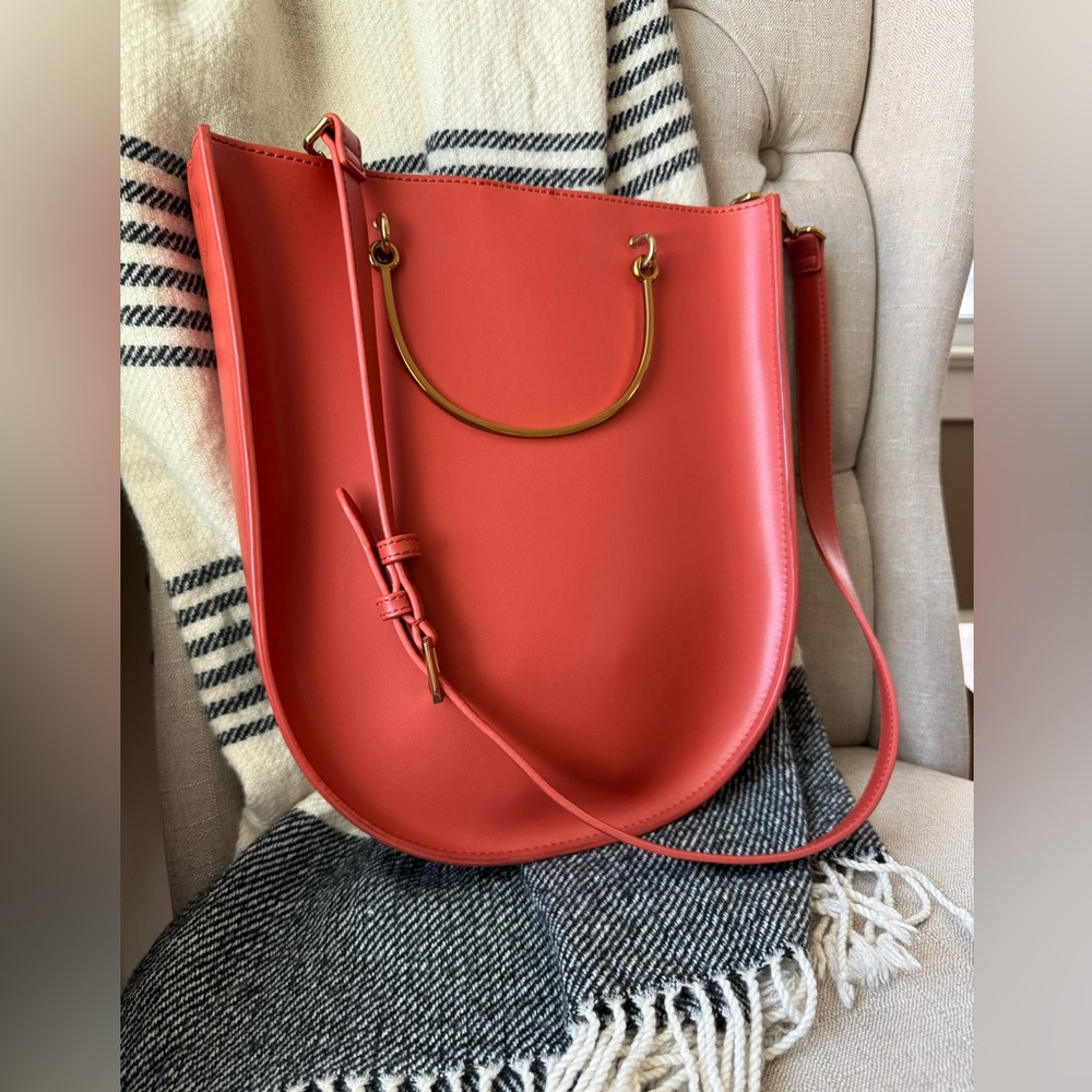 🆕 Charles & Keith Curved Edge‎ Tote Bag Burnt Orange Handbag - Picture 9 of 13